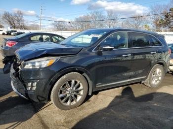  Salvage Kia Sorento