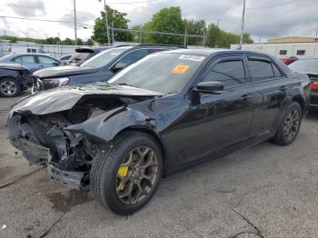  Salvage Chrysler 300