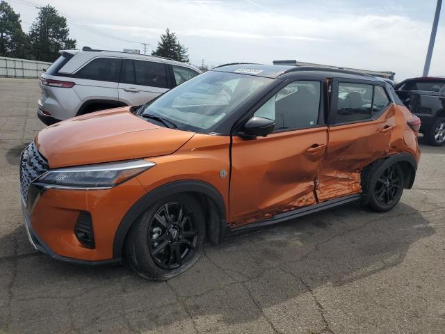  Salvage Nissan Kicks