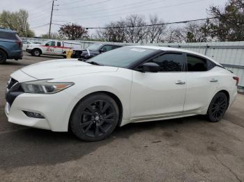  Salvage Nissan Maxima