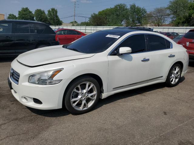  Salvage Nissan Maxima