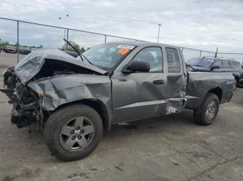  Salvage Dodge Dakota