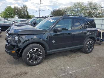  Salvage Ford Bronco
