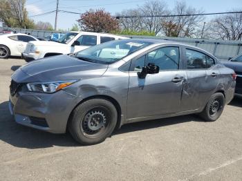  Salvage Nissan Versa