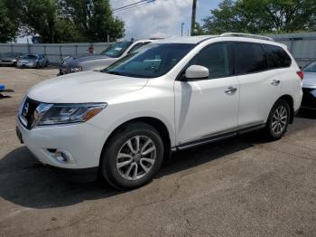  Salvage Nissan Pathfinder