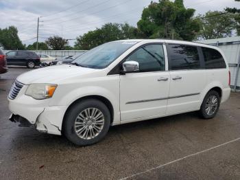  Salvage Chrysler Minivan