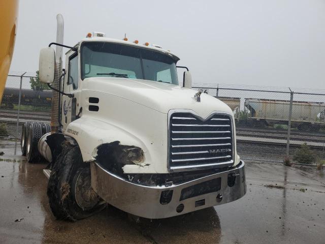  Salvage Mack 600 Cxu600