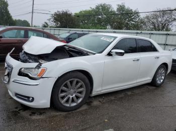  Salvage Chrysler 300