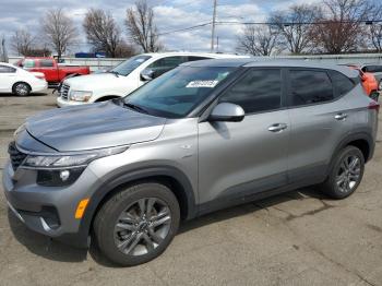  Salvage Kia Seltos