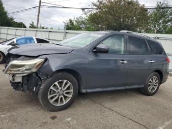  Salvage Nissan Pathfinder