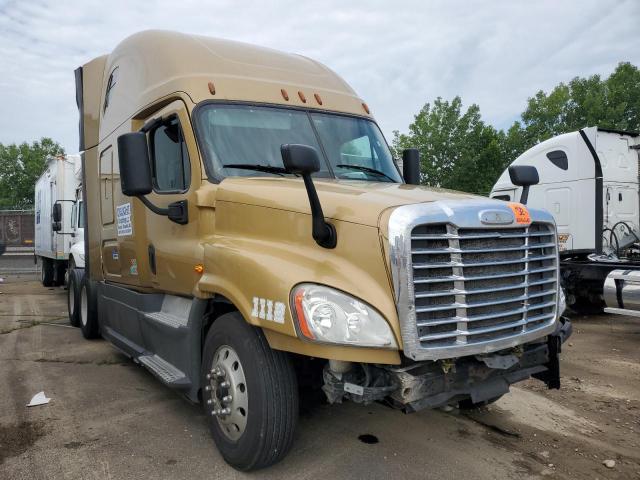  Salvage Freightliner Cascadia 1