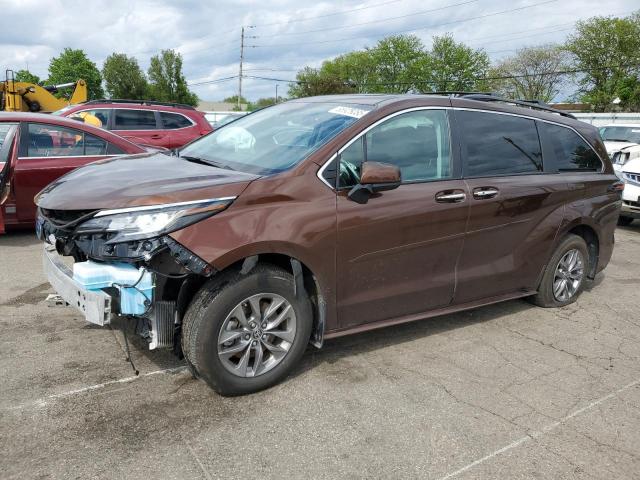  Salvage Toyota Sienna