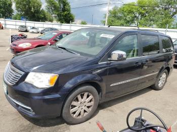 Salvage Chrysler Minivan