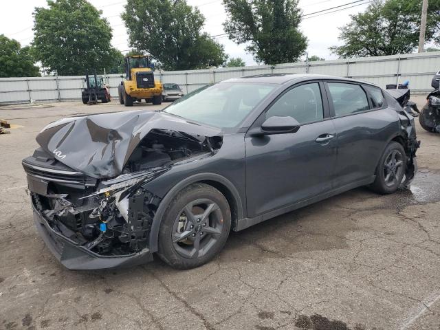  Salvage Kia K4 Lx