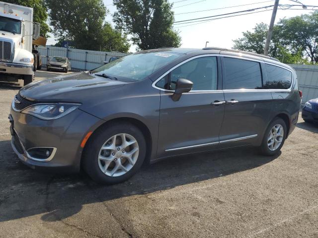  Salvage Chrysler Pacifica