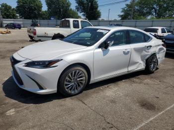 Salvage Lexus Es