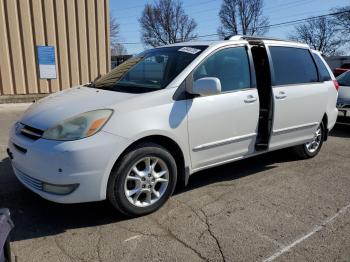  Salvage Toyota Sienna