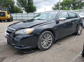  Salvage Chrysler 200
