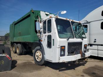  Salvage Mack 600 Le