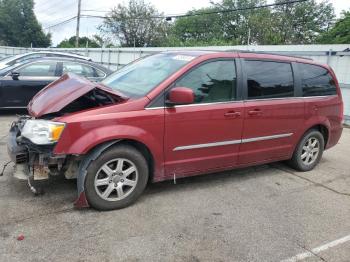  Salvage Chrysler Minivan