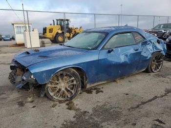  Salvage Dodge Challenger