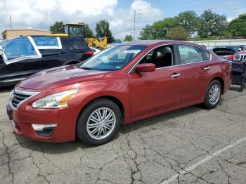  Salvage Nissan Altima