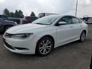  Salvage Chrysler 200