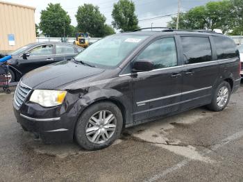  Salvage Chrysler Minivan