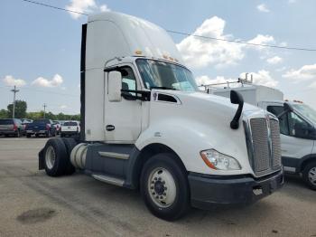  Salvage Kenworth T680