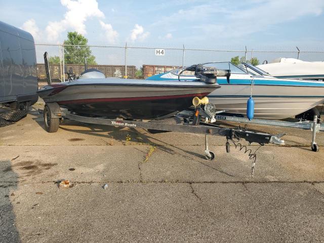  Salvage Triton Boat W Trl