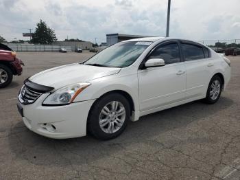  Salvage Nissan Altima