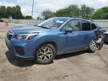  Salvage Subaru Forester