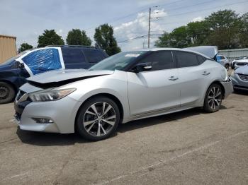  Salvage Nissan Maxima