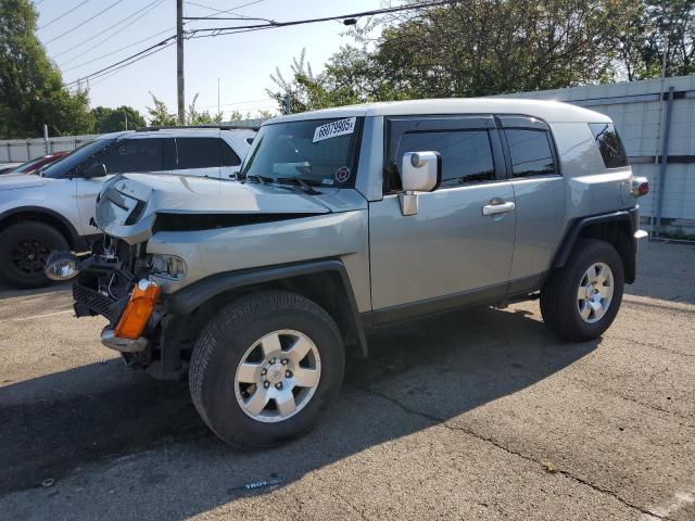  Salvage Toyota FJ Cruiser