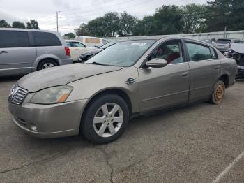  Salvage Nissan Altima