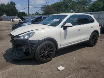  Salvage Porsche Cayenne