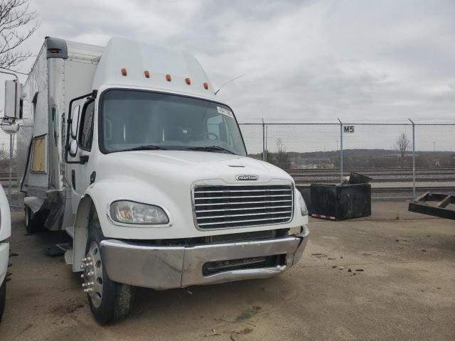  Salvage Freightliner M2 106 Med