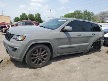  Salvage Jeep Grand Cherokee