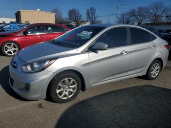  Salvage Hyundai ACCENT