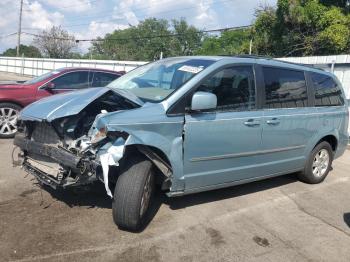  Salvage Chrysler Minivan
