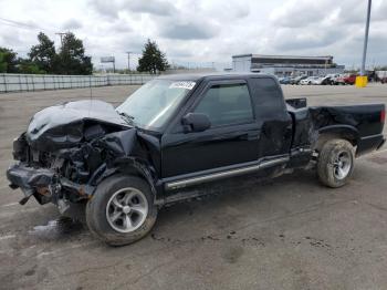  Salvage Chevrolet S-10