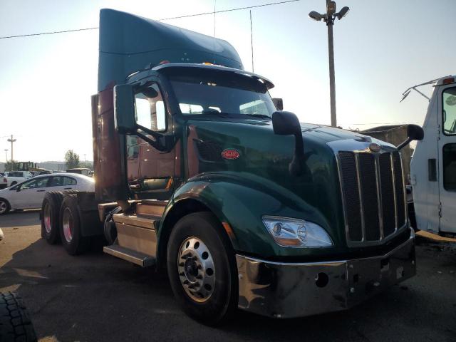  Salvage Peterbilt 579