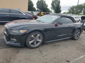  Salvage Ford Mustang