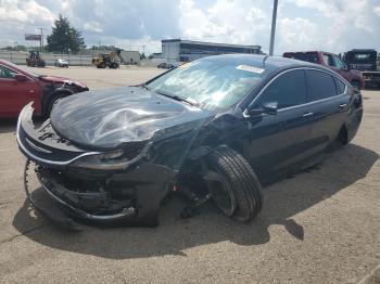  Salvage Chrysler 200