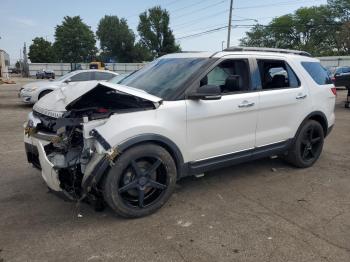  Salvage Ford Explorer