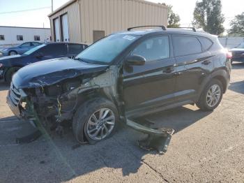  Salvage Hyundai TUCSON