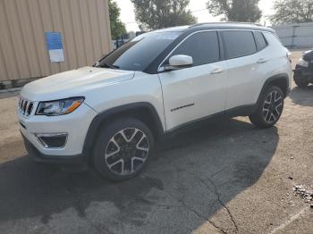  Salvage Jeep Compass
