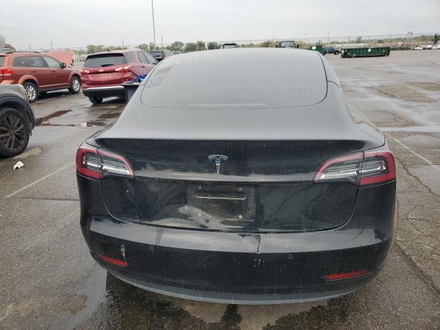 Tesla Model 3 Image 2