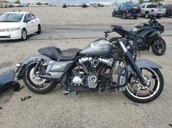  Salvage Harley-Davidson Fl