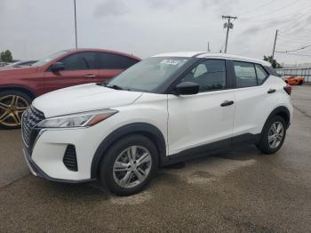  Salvage Nissan Kicks
